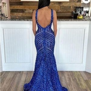 royal blue dress
